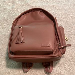 Skiphop Greenwich Baby travel bag.